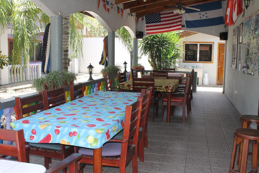 Rainbow Village La Ceiba Zewnętrze zdjęcie